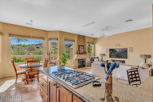 1153 W Saddlehorn Drive, Oro Valley, AZ 85704