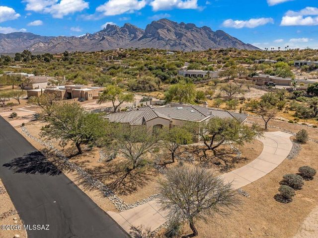 1153 W Saddlehorn Drive, Oro Valley, AZ 85704