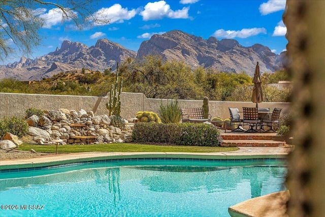 1153 W Saddlehorn Drive, Oro Valley, AZ 85704
