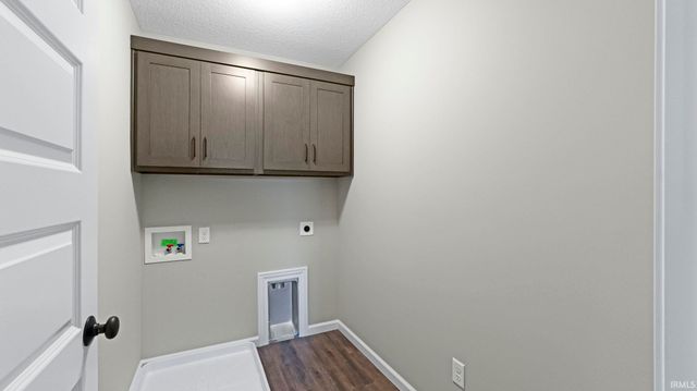 1423 Herdsman Boulevard, Huntertown, IN 46748