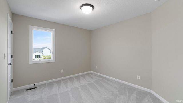 1423 Herdsman Boulevard, Huntertown, IN 46748