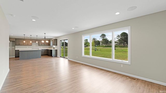 1423 Herdsman Boulevard, Huntertown, IN 46748