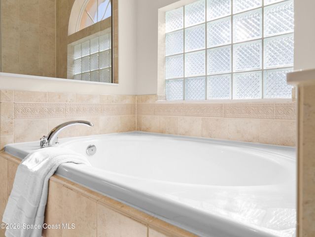 1848 Se Windbrook Drive, Palm Bay, FL 32909
