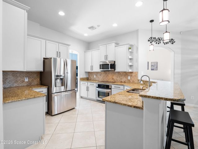 1848 Se Windbrook Drive, Palm Bay, FL 32909