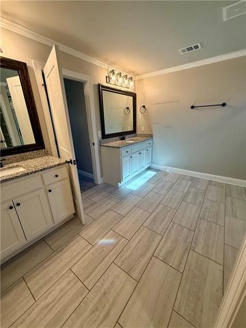 769 Rocky Spring Drive, Jefferson, GA 30549