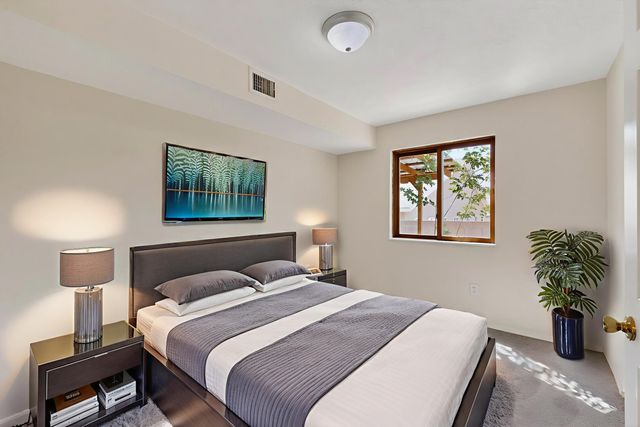 323 Escena Place SE, Albuquerque, NM 87123