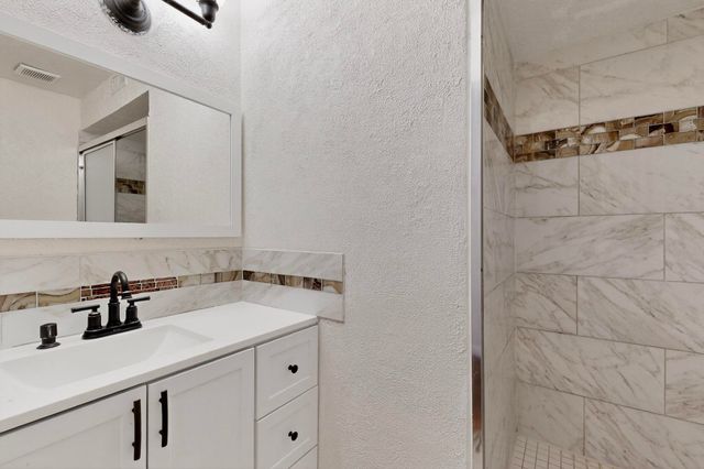 323 Escena Place SE, Albuquerque, NM 87123