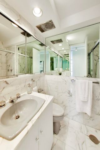 330 W Diversey Parkway 902-04, Chicago, IL 60657