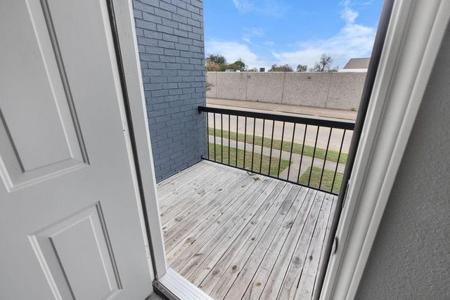 705 W Crawford Street 709, Denison, TX 75020