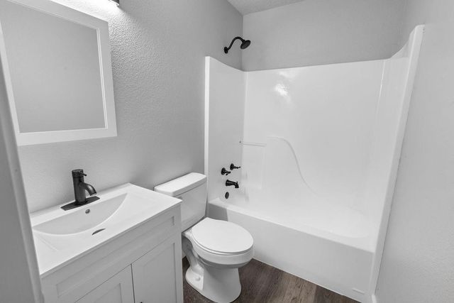 705 W Crawford Street 709, Denison, TX 75020