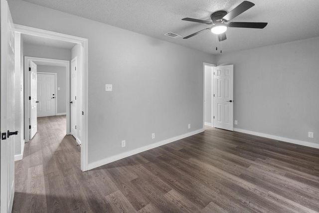 705 W Crawford Street 709, Denison, TX 75020