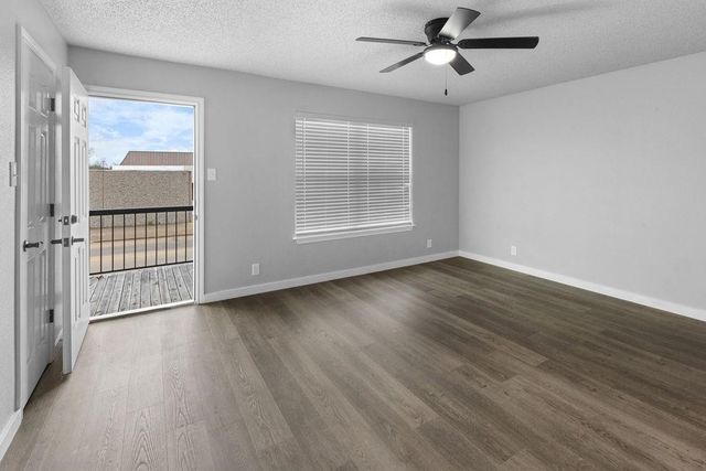 705 W Crawford Street 709, Denison, TX 75020