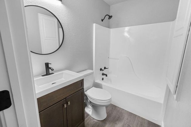 705 W Crawford Street 709, Denison, TX 75020