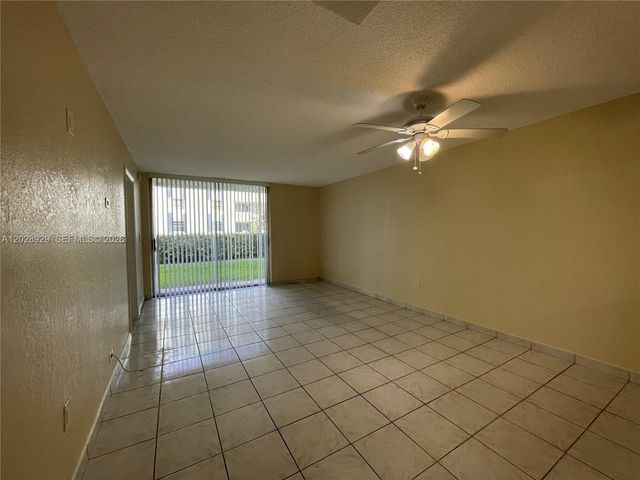 10090 NW 80th Ct 1123, Hialeah Gardens, FL 33016