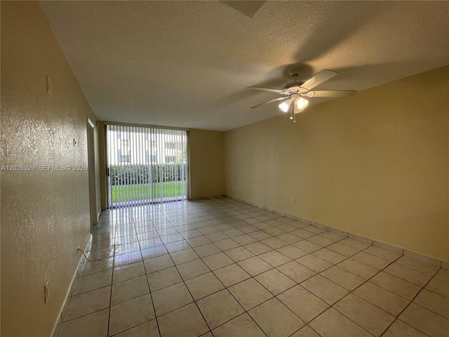 10090 NW 80th Ct 1123, Hialeah Gardens, FL 33016