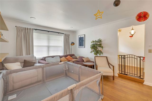 208 N Village Drive, Centerville, OH 45459