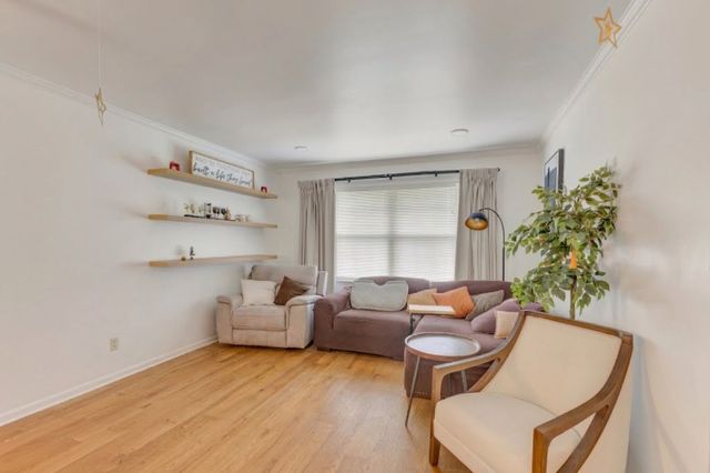 208 N Village Drive, Centerville, OH 45459