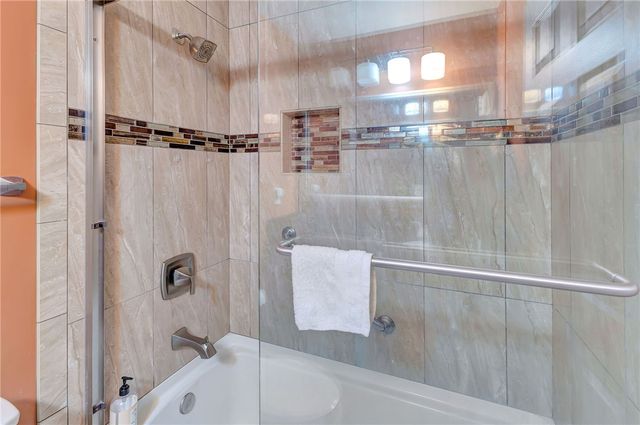 208 N Village Drive, Centerville, OH 45459