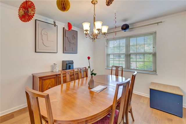 208 N Village Drive, Centerville, OH 45459