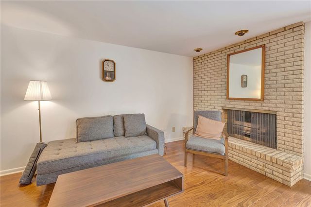 208 N Village Drive, Centerville, OH 45459