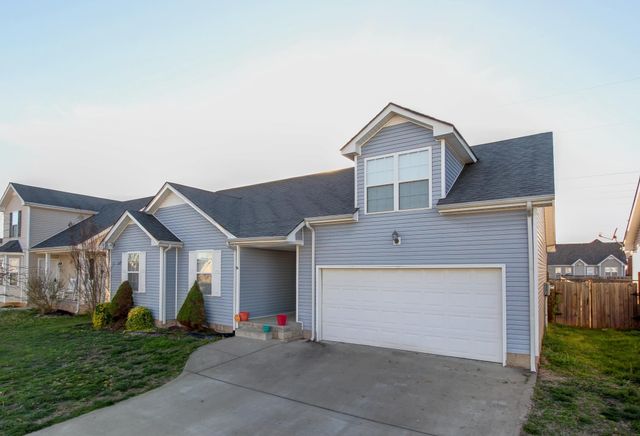 1020 Cindy Jo Ct, Clarksville, TN 37040