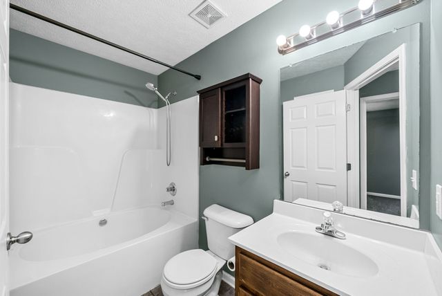 1020 Cindy Jo Ct, Clarksville, TN 37040