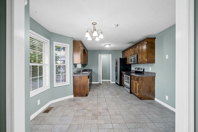 1020 Cindy Jo Ct, Clarksville, TN 37040