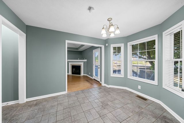 1020 Cindy Jo Ct, Clarksville, TN 37040