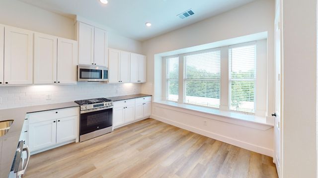 369 Mule Deer Drive, Frisco, TX 75068