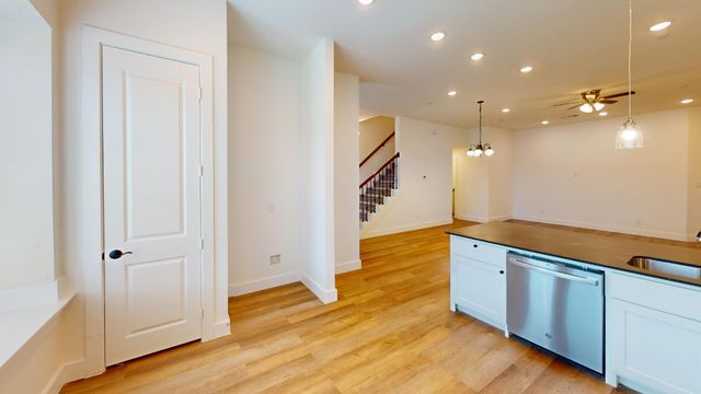 369 Mule Deer Drive, Frisco, TX 75068