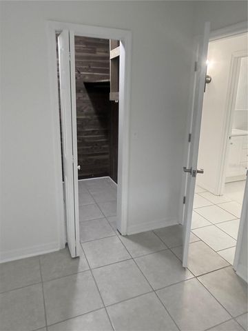 2911 PAFKO DRIVE, Sarasota, FL 34232