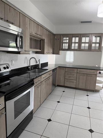 2911 PAFKO DRIVE, Sarasota, FL 34232