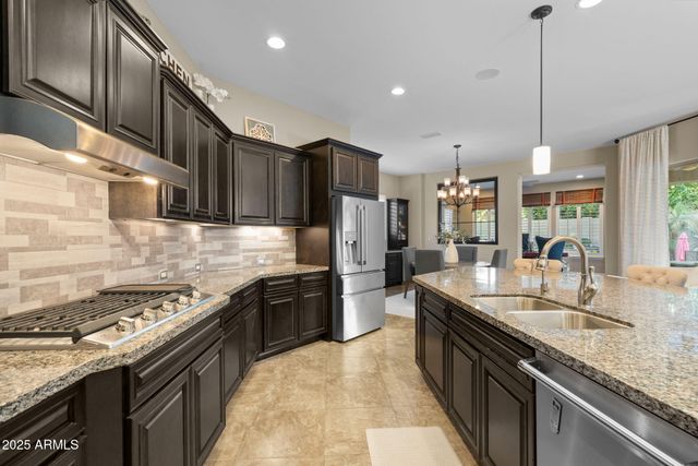 3781 E CHESTNUT Lane, Gilbert, AZ 85298