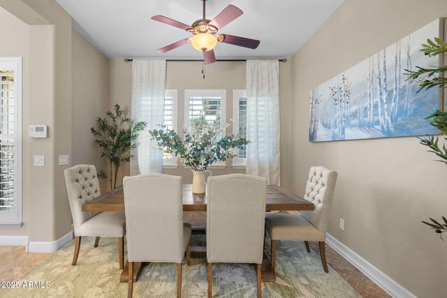 3781 E CHESTNUT Lane, Gilbert, AZ 85298