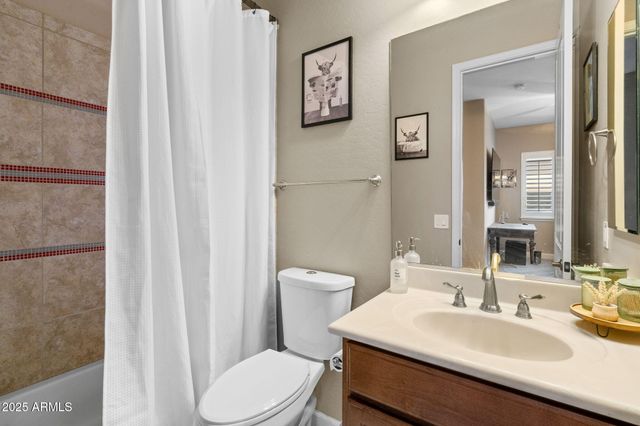 3781 E CHESTNUT Lane, Gilbert, AZ 85298