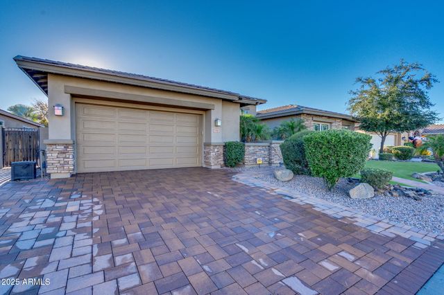 3781 E CHESTNUT Lane, Gilbert, AZ 85298