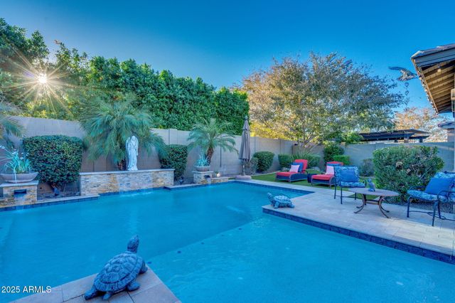 3781 E CHESTNUT Lane, Gilbert, AZ 85298