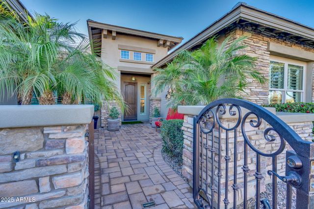 3781 E CHESTNUT Lane, Gilbert, AZ 85298