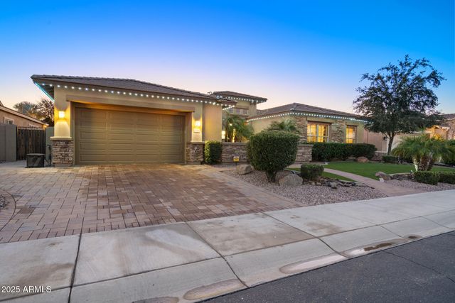 3781 E CHESTNUT Lane, Gilbert, AZ 85298