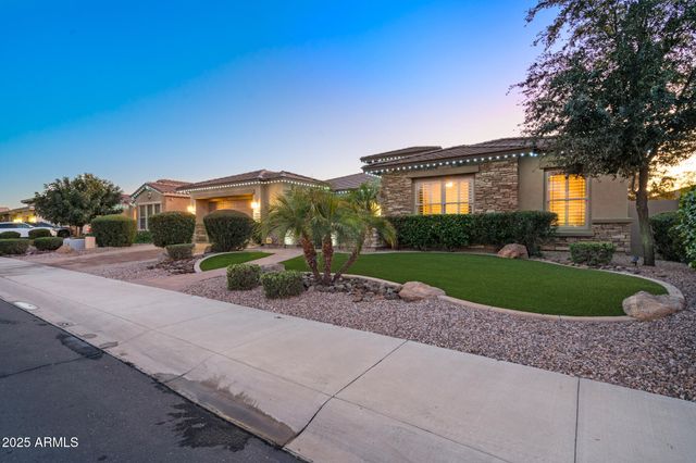 3781 E CHESTNUT Lane, Gilbert, AZ 85298
