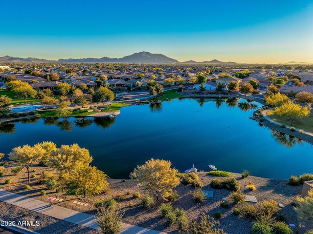 3781 E CHESTNUT Lane, Gilbert, AZ 85298