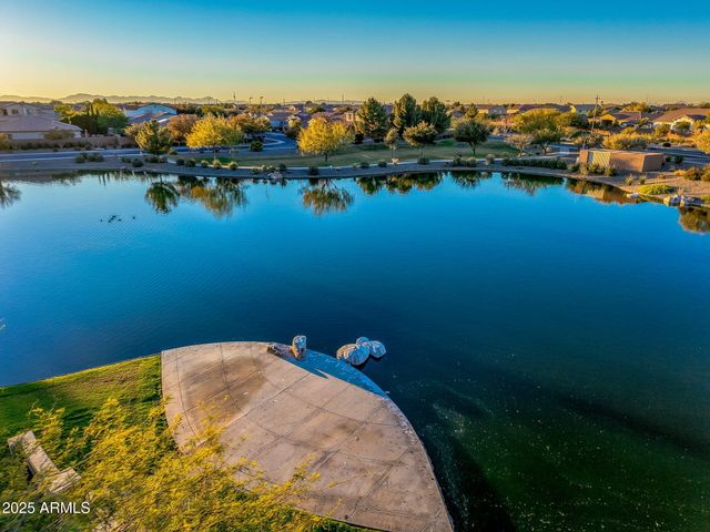 3781 E CHESTNUT Lane, Gilbert, AZ 85298