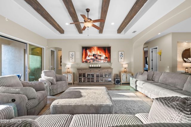 3781 E CHESTNUT Lane, Gilbert, AZ 85298