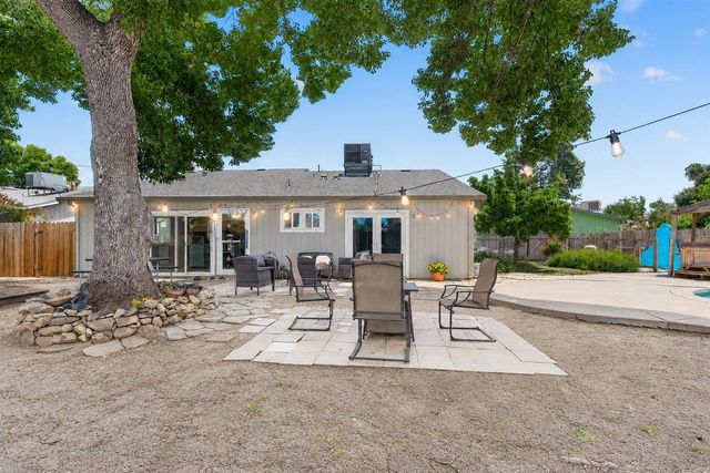 10 Tananger Ct, Sacramento, CA 95833