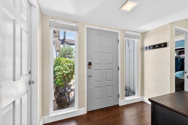 10 Tananger Ct, Sacramento, CA 95833