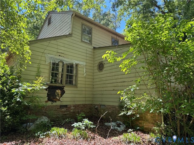 7600 Millcreek Dr, Chesterfield, VA 23235