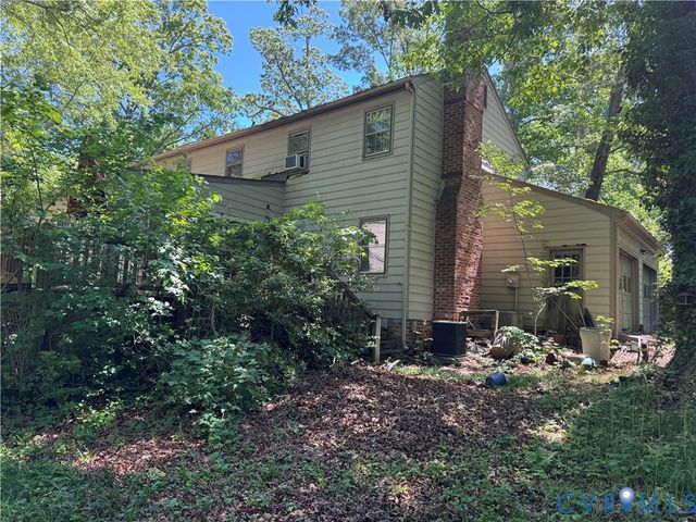7600 Millcreek Dr, Chesterfield, VA 23235