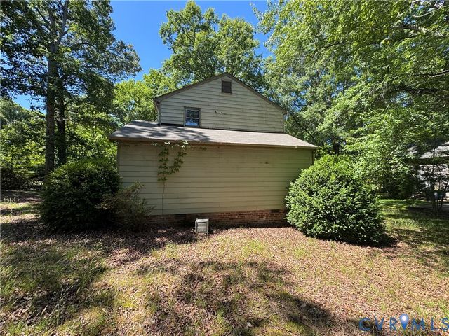 7600 Millcreek Dr, Chesterfield, VA 23235