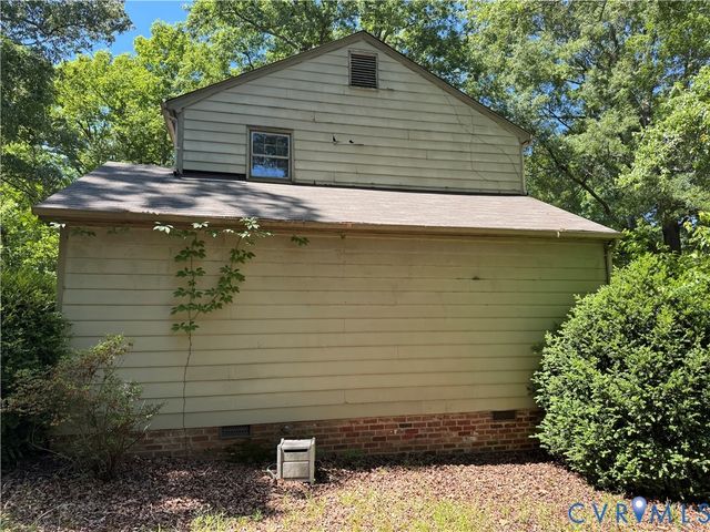 7600 Millcreek Dr, Chesterfield, VA 23235