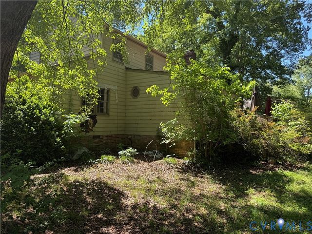 7600 Millcreek Dr, Chesterfield, VA 23235